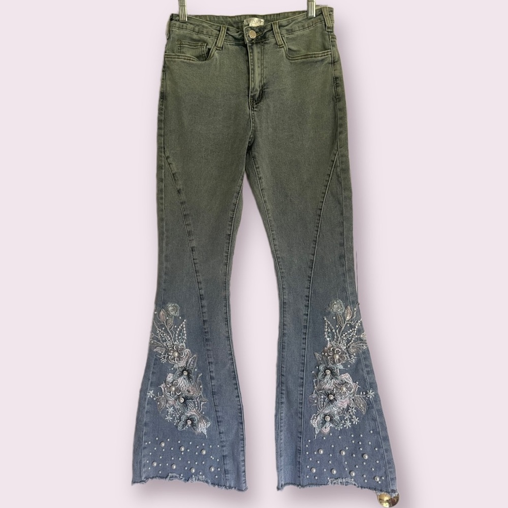 EUC VENUS Embellished Jeans Denim 8